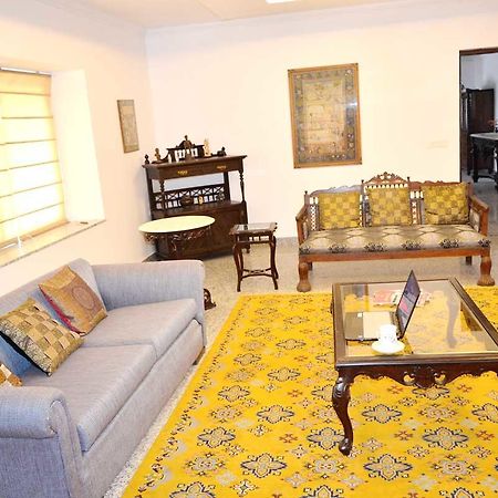 V Resorts Albert Lodge Mussoorie Exteriör bild